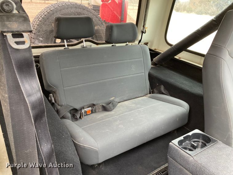 image for item HN9800 1985 Jeep CJ7  SUV