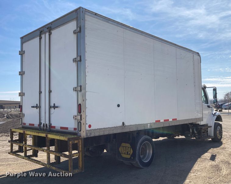 image for item HN9819 2016 Freightliner Business Class M2  box truck