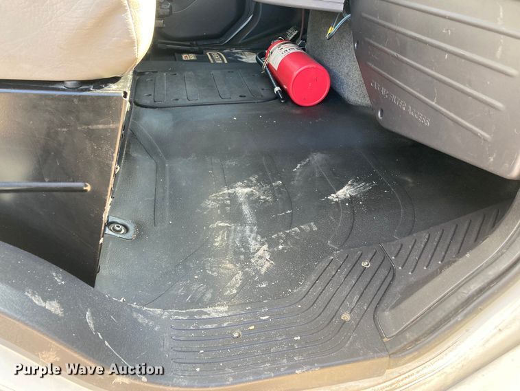 image for item HN9819 2016 Freightliner Business Class M2  box truck