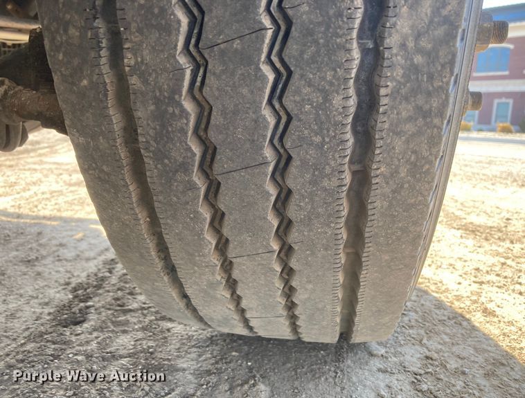 image for item HN9819 2016 Freightliner Business Class M2  box truck