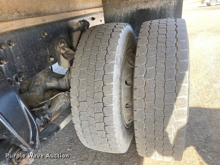 image for item HN9819 2016 Freightliner Business Class M2  box truck