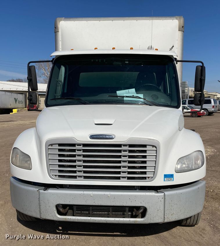 image for item HN9820 2016 Freightliner Business Class M2  box truck