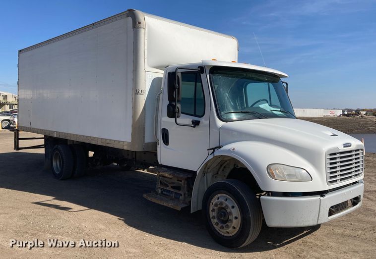 image for item HN9820 2016 Freightliner Business Class M2  box truck