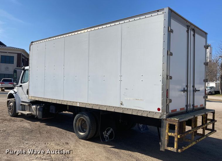 image for item HN9820 2016 Freightliner Business Class M2  box truck