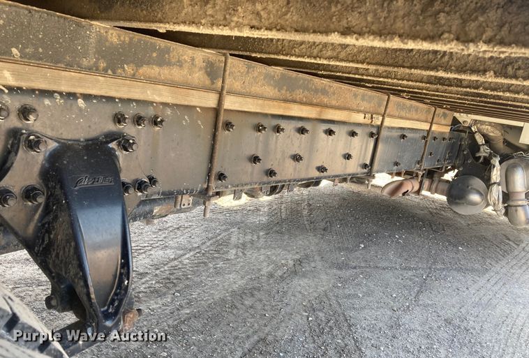 image for item HN9820 2016 Freightliner Business Class M2  box truck