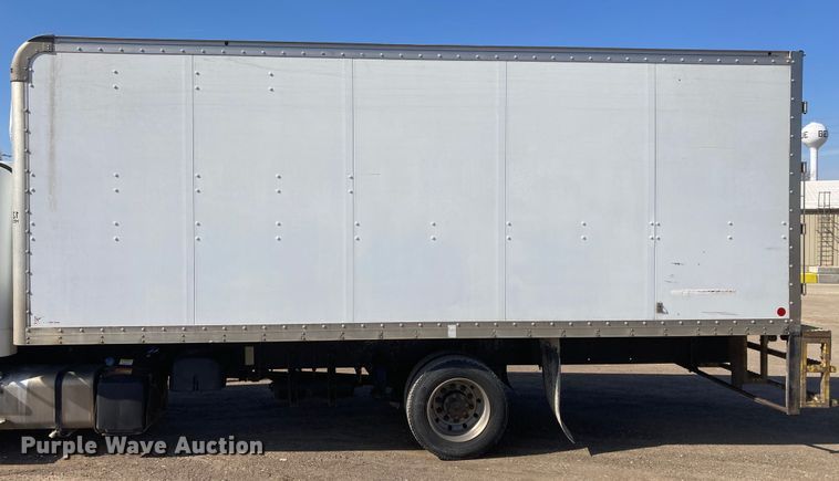 image for item HN9820 2016 Freightliner Business Class M2  box truck