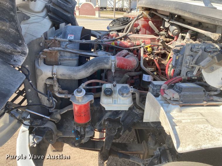 image for item HN9820 2016 Freightliner Business Class M2  box truck