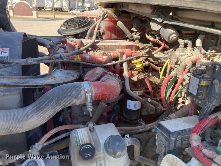 image for item HN9820 2016 Freightliner Business Class M2  box truck