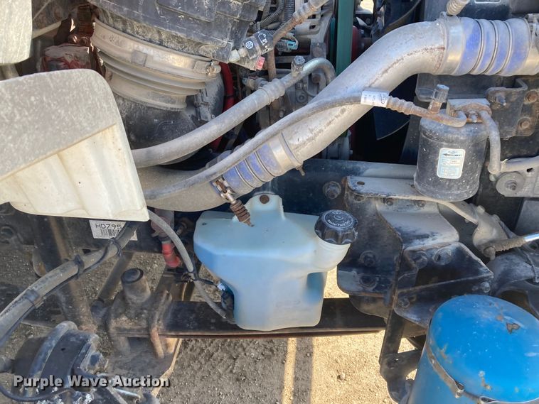 image for item HN9820 2016 Freightliner Business Class M2  box truck