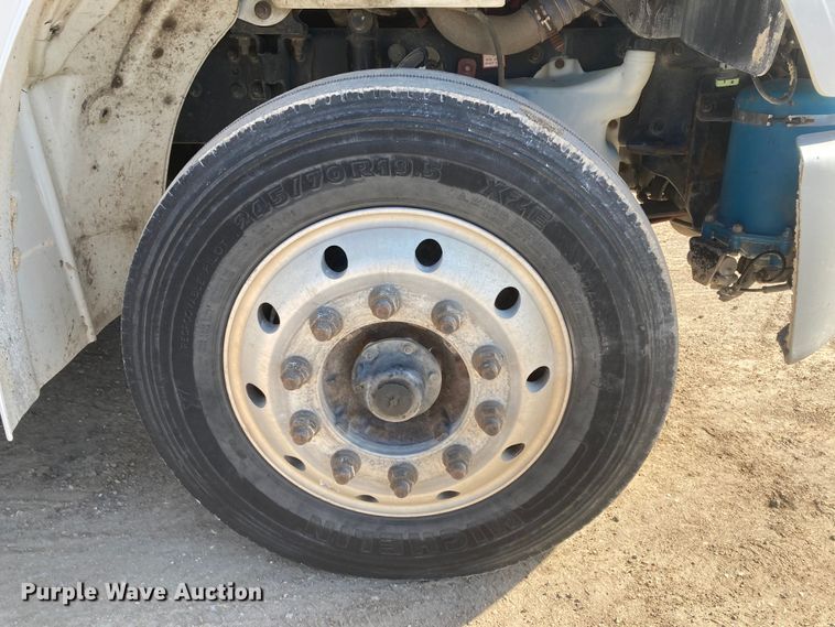 image for item HN9820 2016 Freightliner Business Class M2  box truck