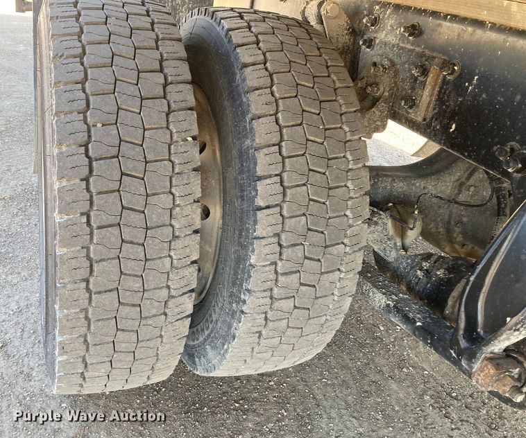 image for item HN9820 2016 Freightliner Business Class M2  box truck