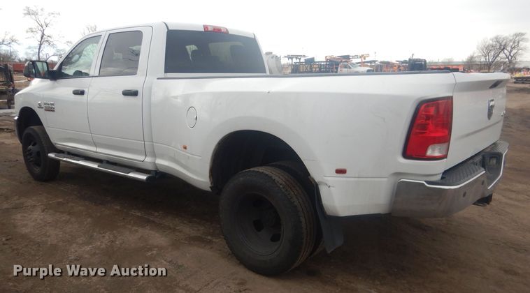image for item HU9465 2016 Dodge Ram 3500HD  Crew Cab pickup truck