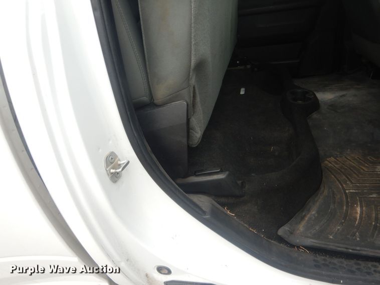 image for item HU9465 2016 Dodge Ram 3500HD  Crew Cab pickup truck