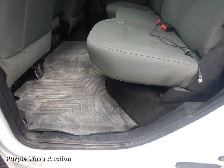 image for item HU9465 2016 Dodge Ram 3500HD  Crew Cab pickup truck