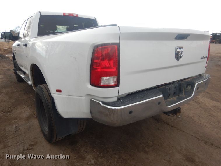 image for item HU9465 2016 Dodge Ram 3500HD  Crew Cab pickup truck
