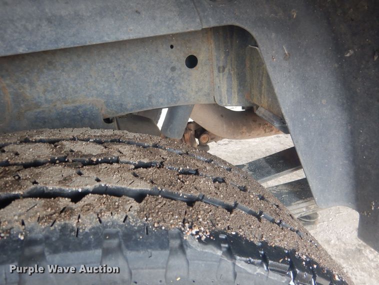 image for item HU9465 2016 Dodge Ram 3500HD  Crew Cab pickup truck