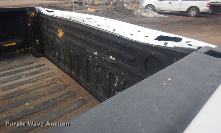 image for item HU9465 2016 Dodge Ram 3500HD  Crew Cab pickup truck