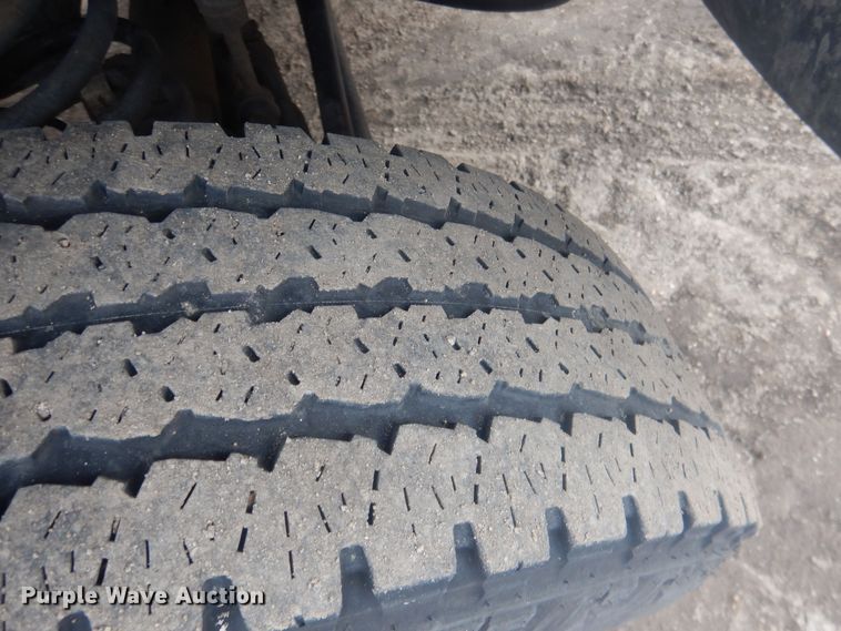 image for item HU9465 2016 Dodge Ram 3500HD  Crew Cab pickup truck