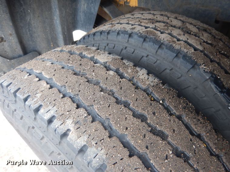 image for item HU9465 2016 Dodge Ram 3500HD  Crew Cab pickup truck