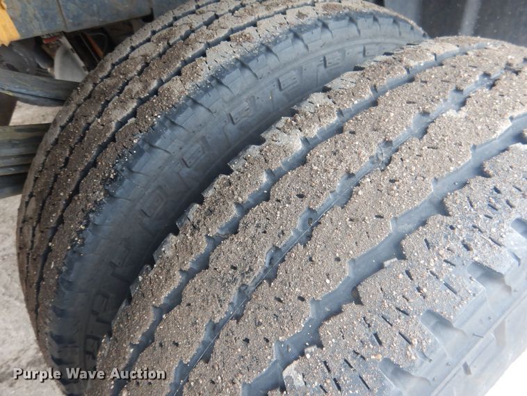 image for item HU9465 2016 Dodge Ram 3500HD  Crew Cab pickup truck