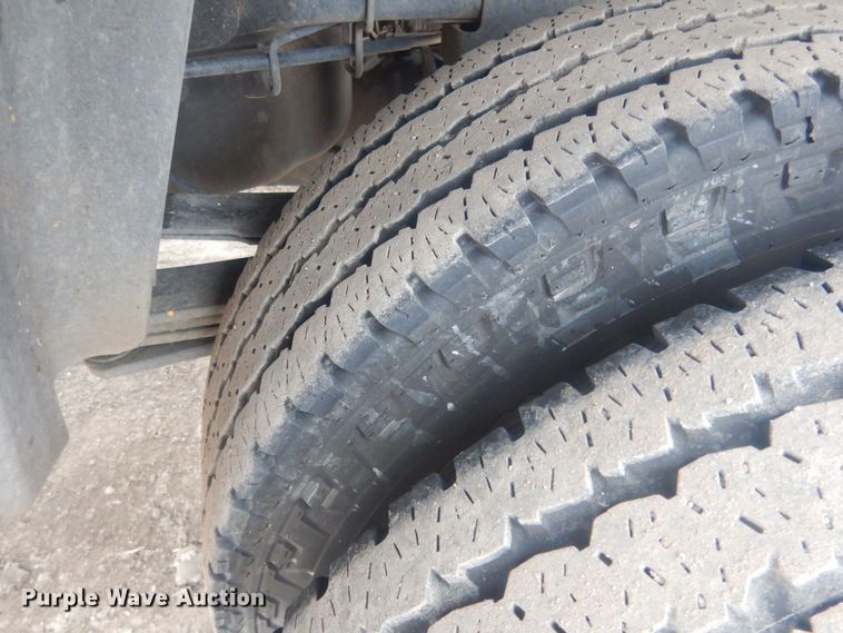 image for item HU9465 2016 Dodge Ram 3500HD  Crew Cab pickup truck