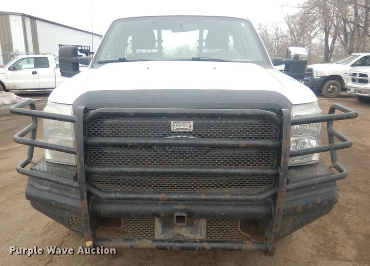 image for item HU9466 2015 Ford  F350 Super Duty  flatbed pickup truck