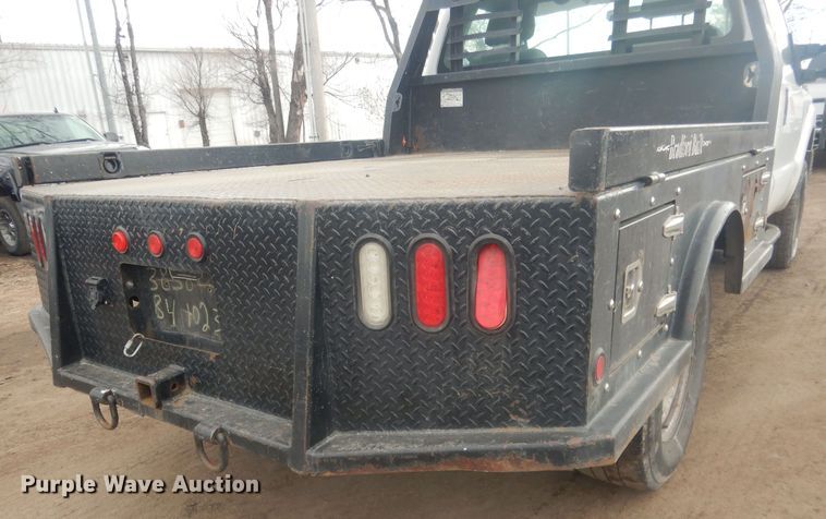 image for item HU9466 2015 Ford  F350 Super Duty  flatbed pickup truck