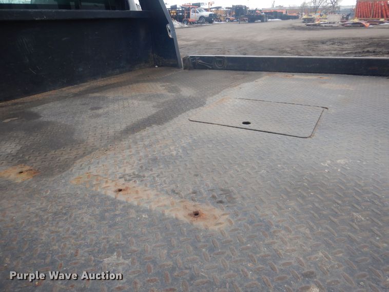 image for item HU9466 2015 Ford  F350 Super Duty  flatbed pickup truck