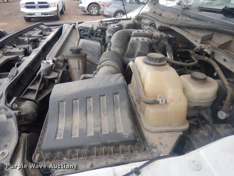 image for item HU9466 2015 Ford  F350 Super Duty  flatbed pickup truck