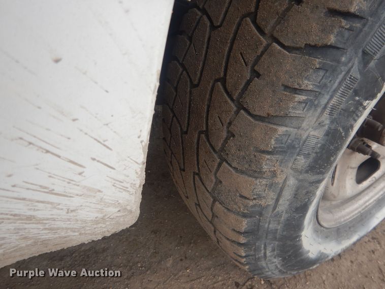 image for item HU9466 2015 Ford  F350 Super Duty  flatbed pickup truck