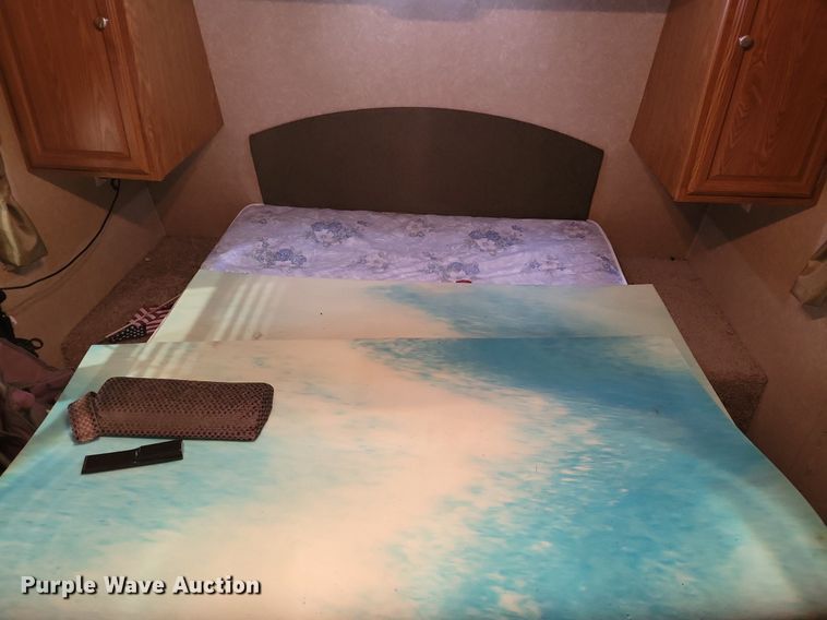 image for item IO9401 2010 Dutchmen Sport  camper