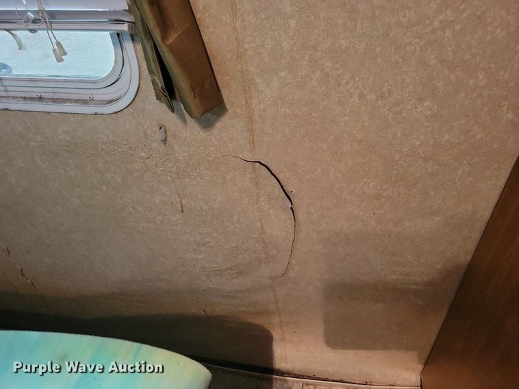 image for item IO9401 2010 Dutchmen Sport  camper