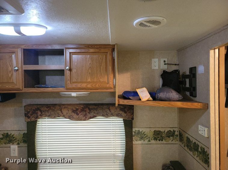 image for item IO9401 2010 Dutchmen Sport  camper