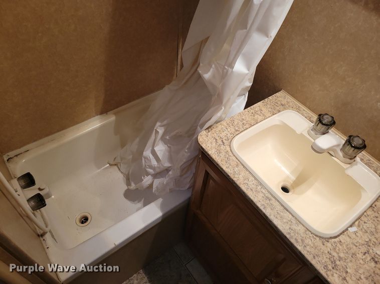 image for item IO9401 2010 Dutchmen Sport  camper