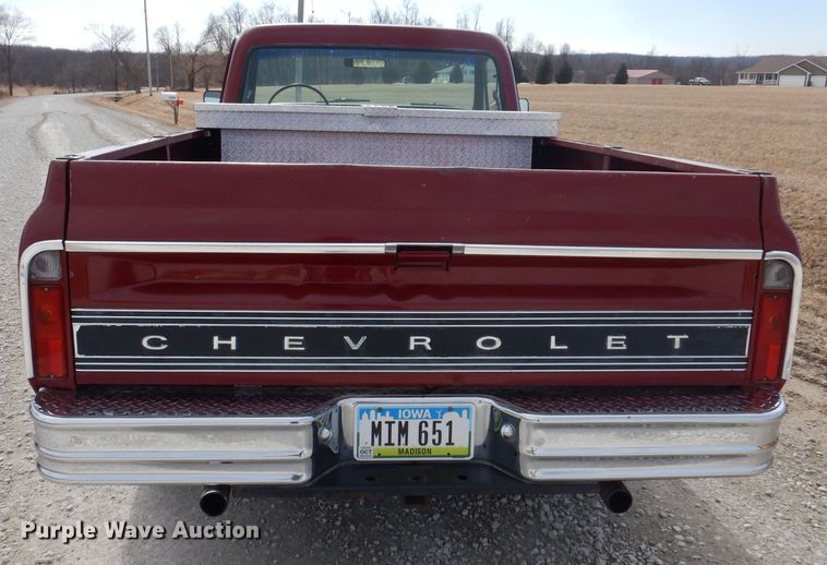 image for item IO9408 1968 Chevrolet K10  pickup truck