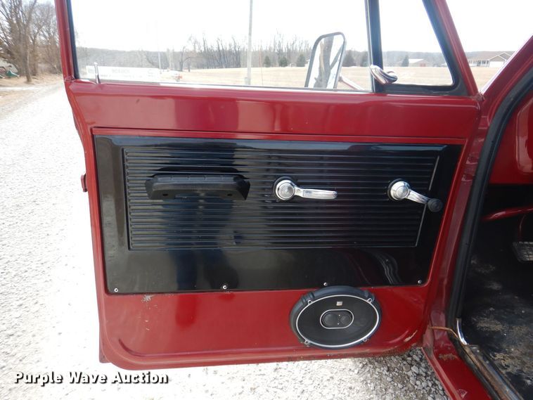 image for item IO9408 1968 Chevrolet K10  pickup truck