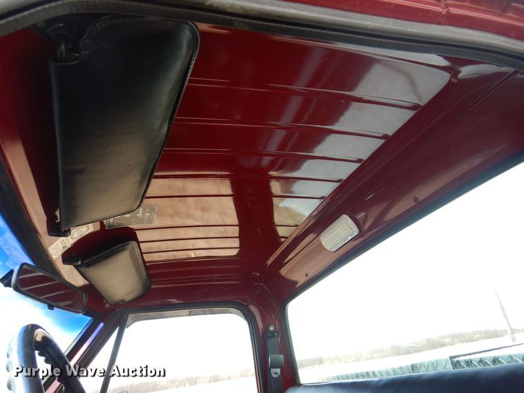 image for item IO9408 1968 Chevrolet K10  pickup truck