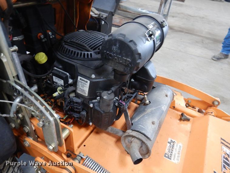 image for item IO9427 2018 Scag V-Ride II  ZTR lawn mower