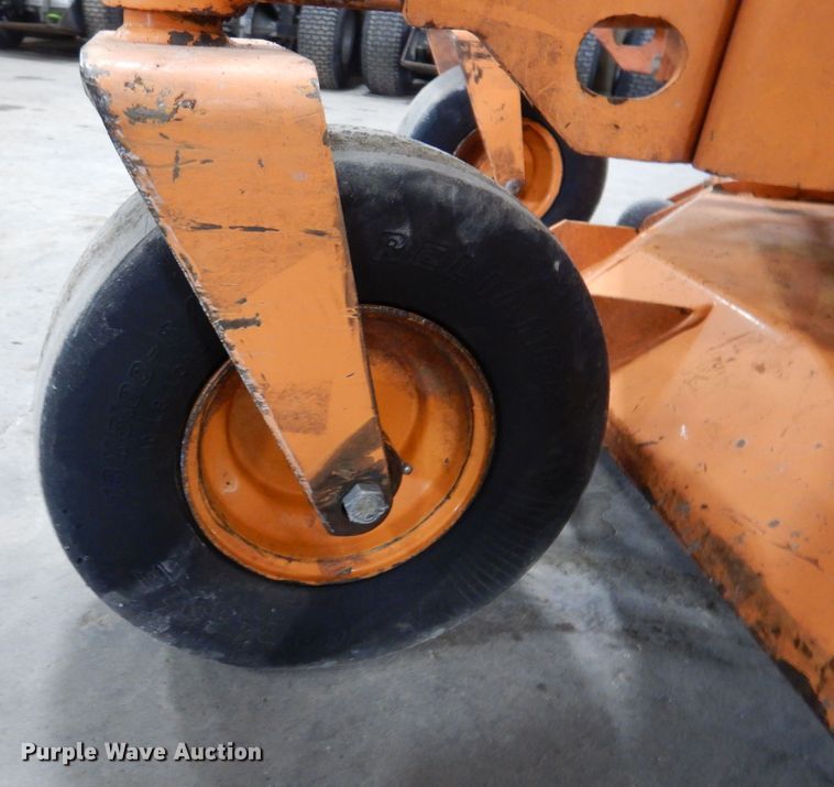 image for item IO9427 2018 Scag V-Ride II  ZTR lawn mower