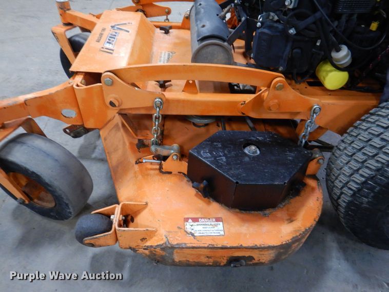 image for item IO9428 2018 Scag V-Ride II  ZTR lawn mower