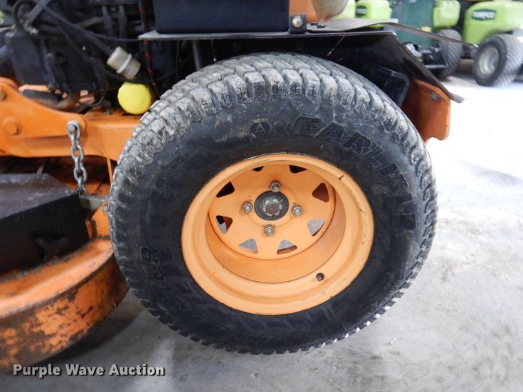 image for item IO9428 2018 Scag V-Ride II  ZTR lawn mower