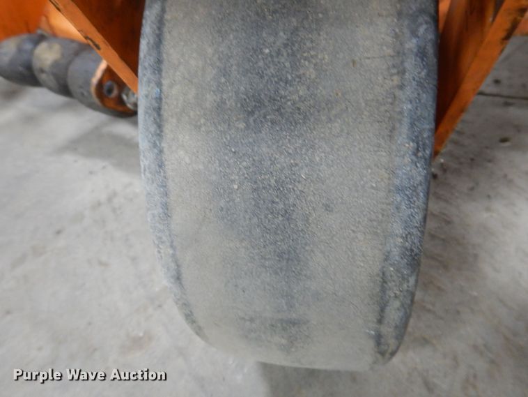 image for item IO9430 2018 Scag V-Ride II  ZTR lawn mower