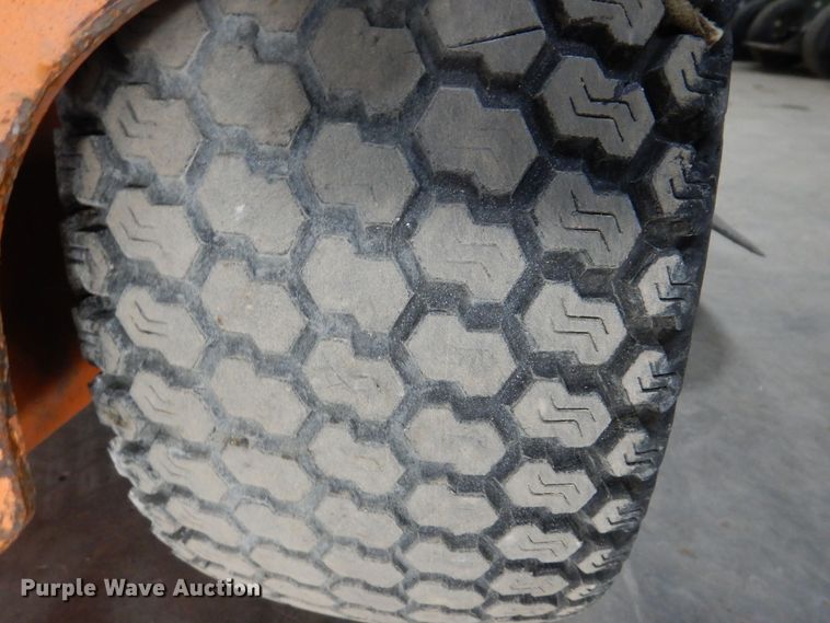 image for item IO9430 2018 Scag V-Ride II  ZTR lawn mower