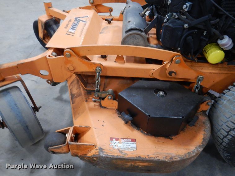 image for item IO9431 2018 Scag V-Ride II  ZTR lawn mower