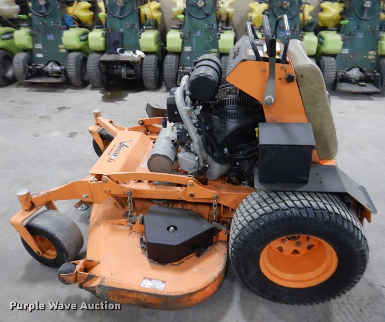 image for item IO9433 2018 Scag V-Ride II  ZTR lawn mower