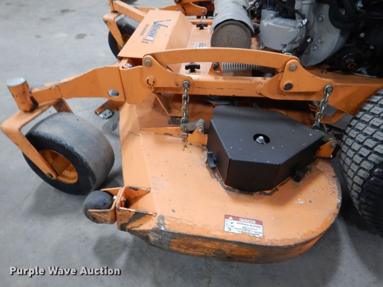 image for item IO9433 2018 Scag V-Ride II  ZTR lawn mower