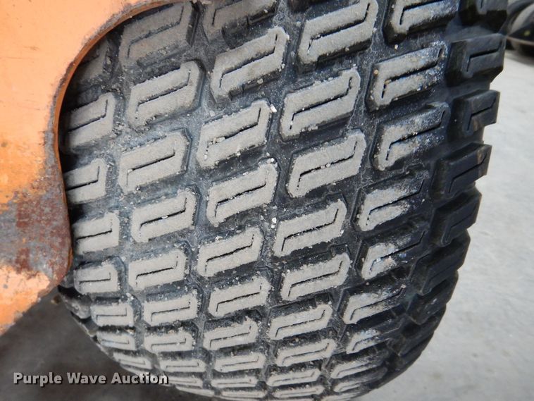 image for item IO9433 2018 Scag V-Ride II  ZTR lawn mower