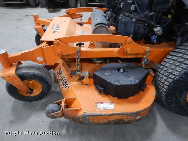 image for item IO9434 2018 Scag V-Ride II  ZTR lawn mower