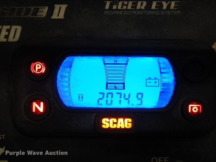 image for item IO9434 2018 Scag V-Ride II  ZTR lawn mower