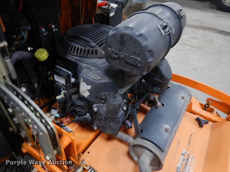 image for item IO9434 2018 Scag V-Ride II  ZTR lawn mower